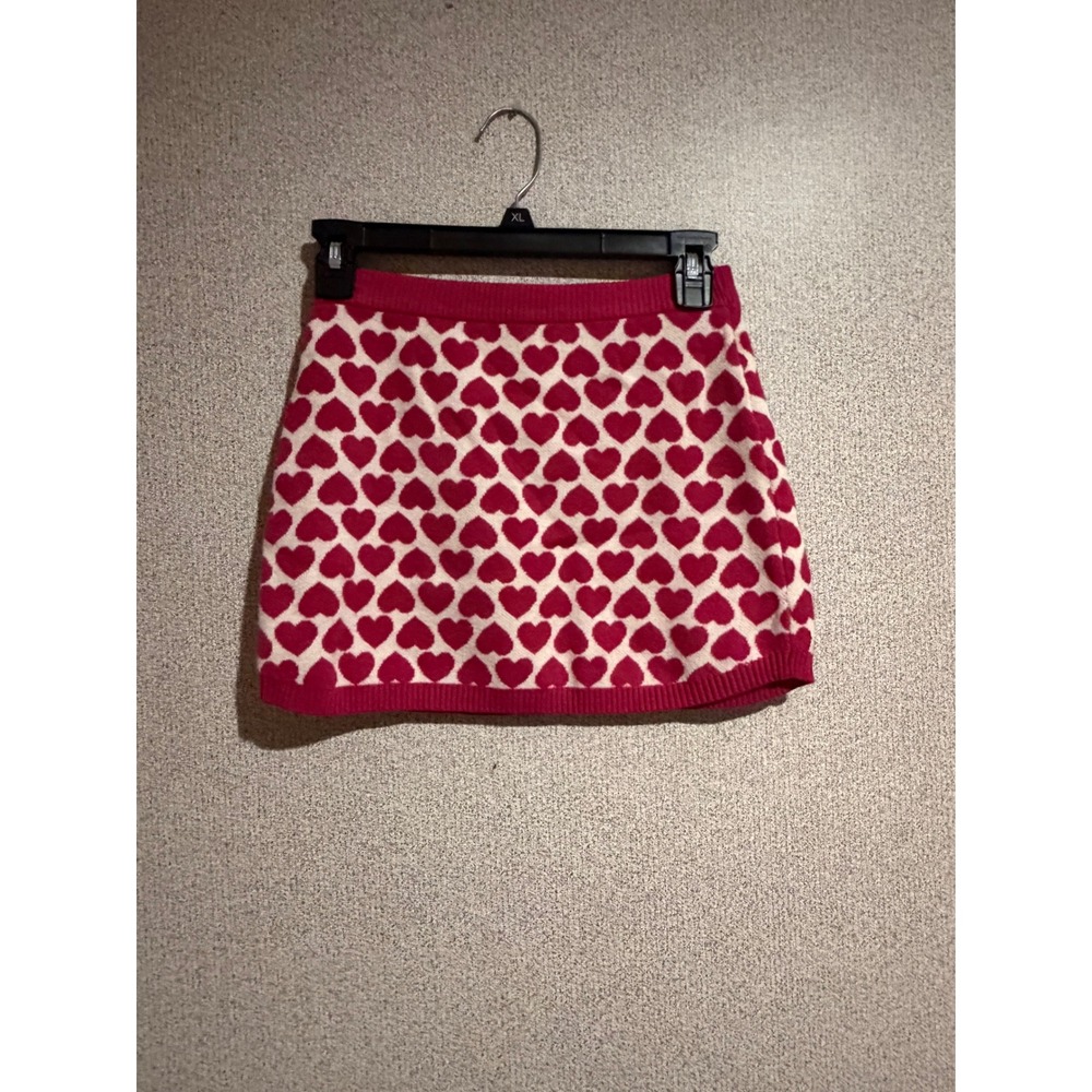 Vince Camuto Pink Cream Heart Knit Mini Skirt Size 8 Heart Pattern Ribbed Trim